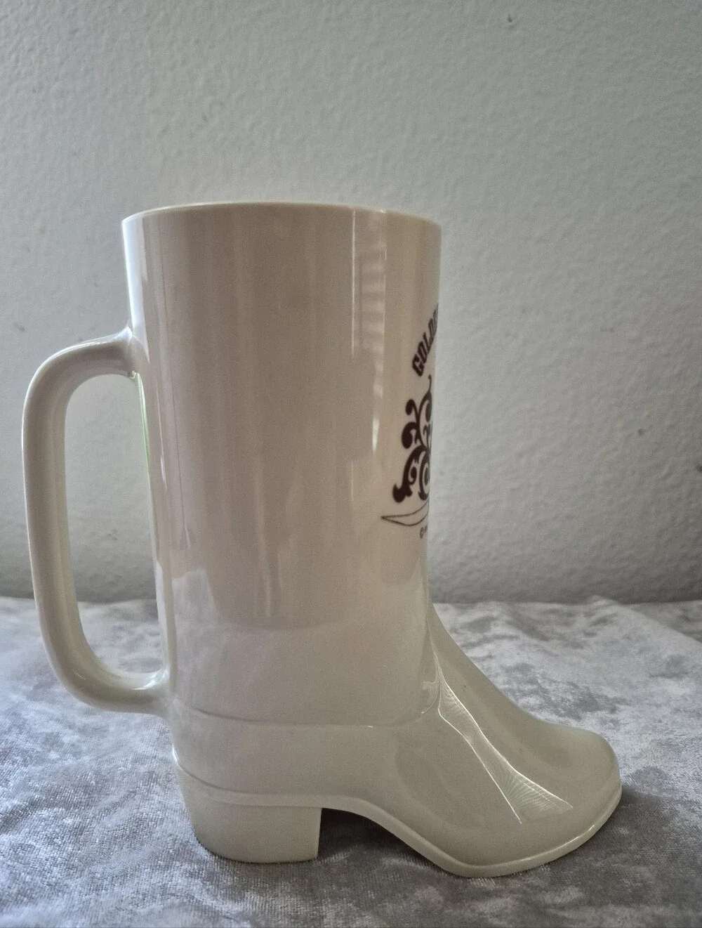 Disneyland Golden Horseshoe vintage mug